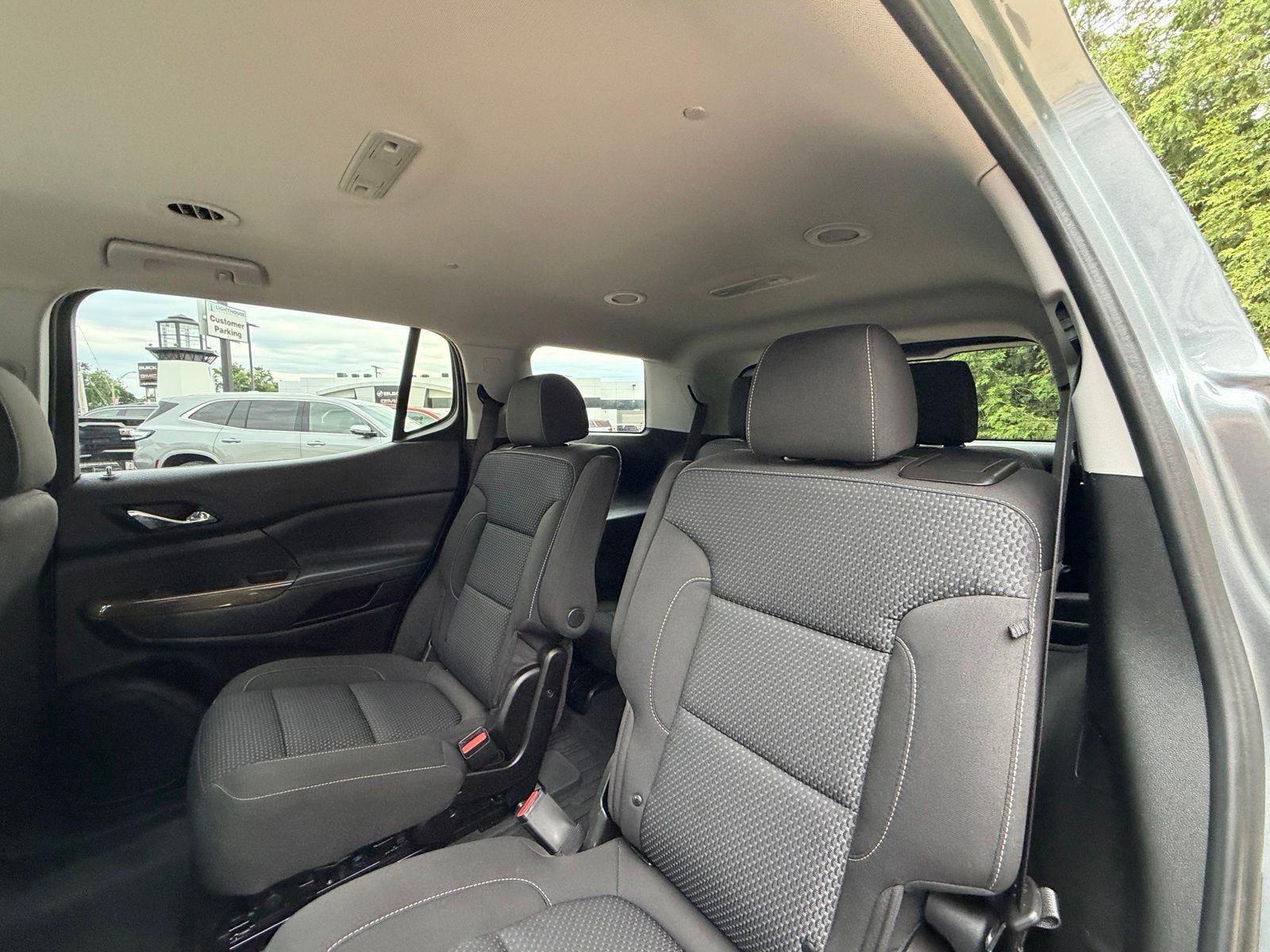 2022 GMC Acadia SLE