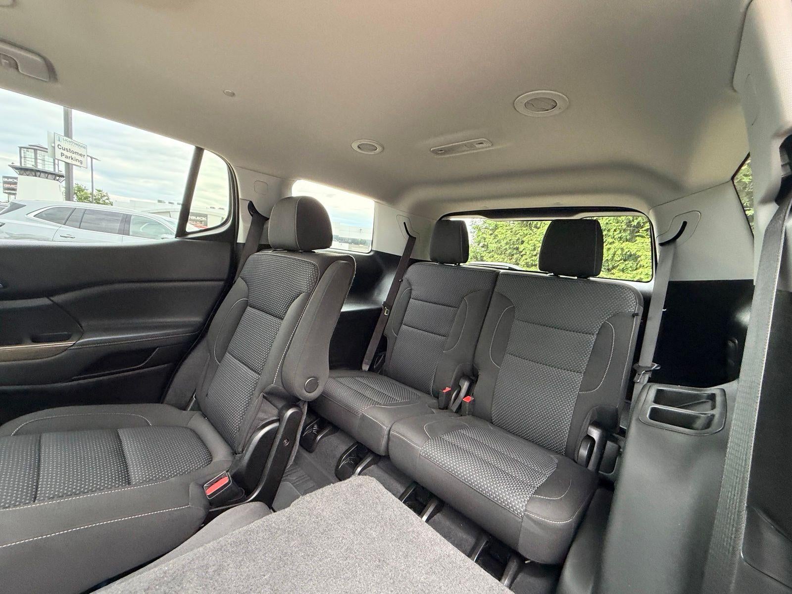 2022 GMC Acadia SLE