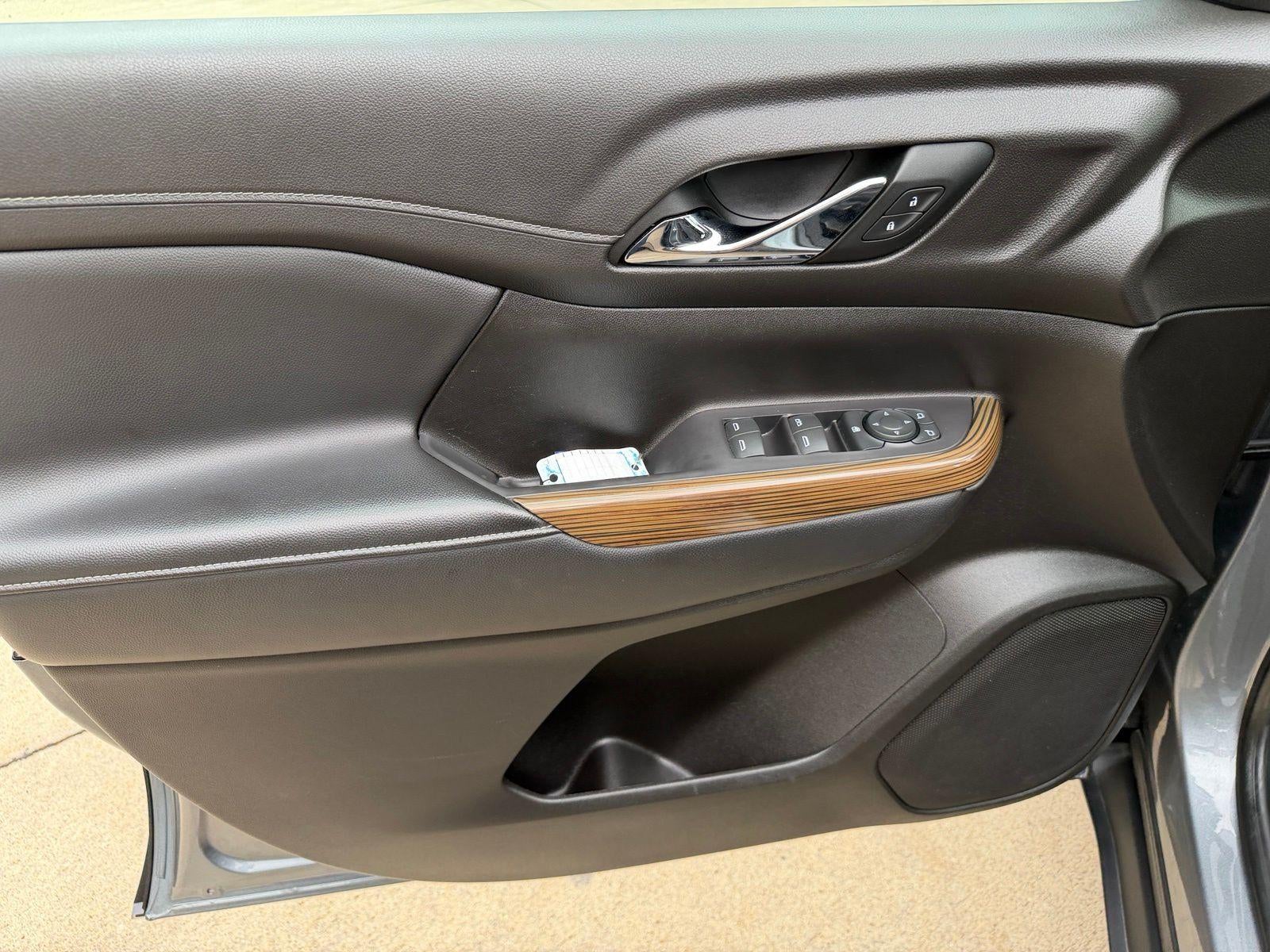 2022 GMC Acadia SLE