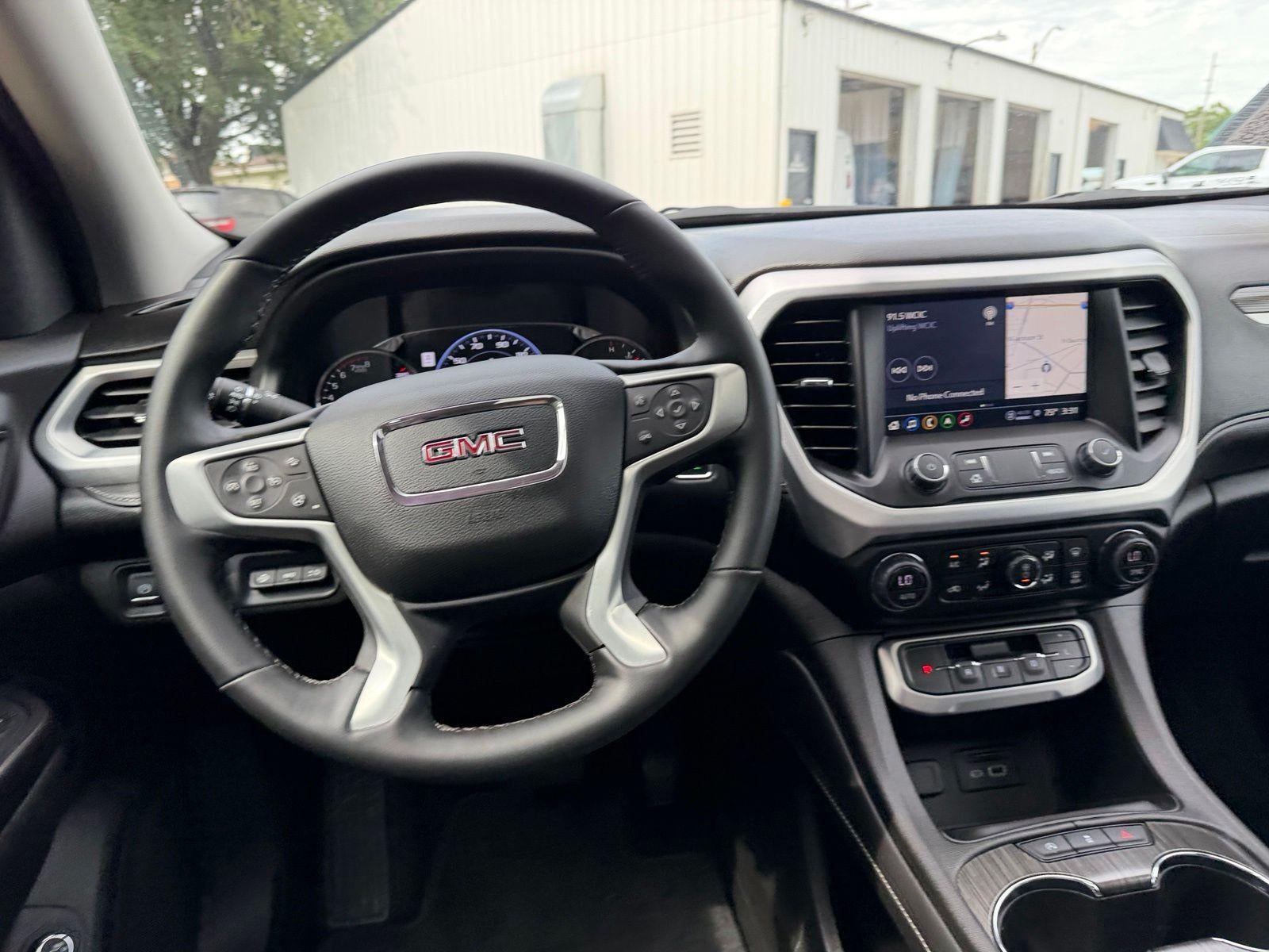 2023 GMC Acadia SLT