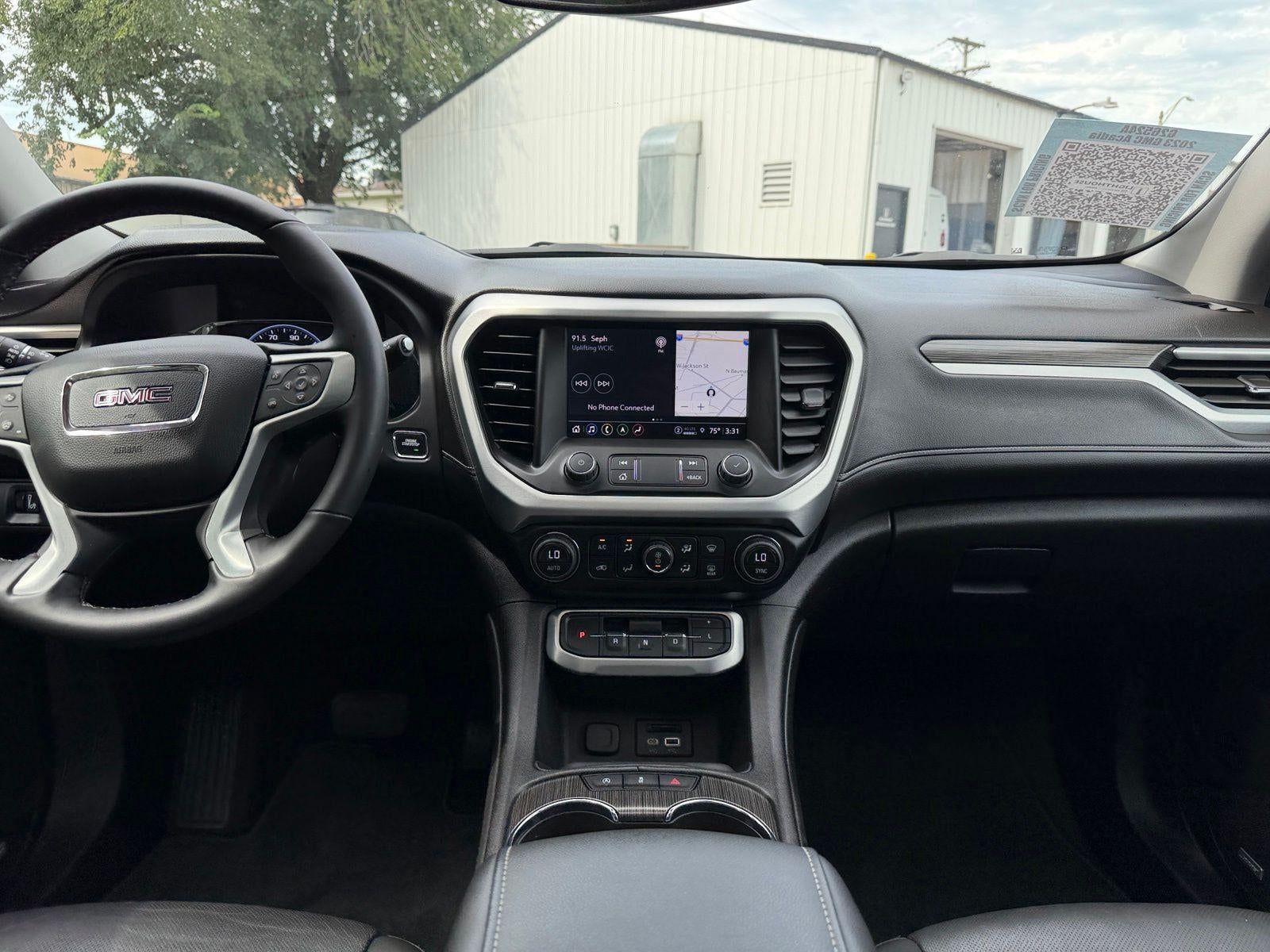 2023 GMC Acadia SLT