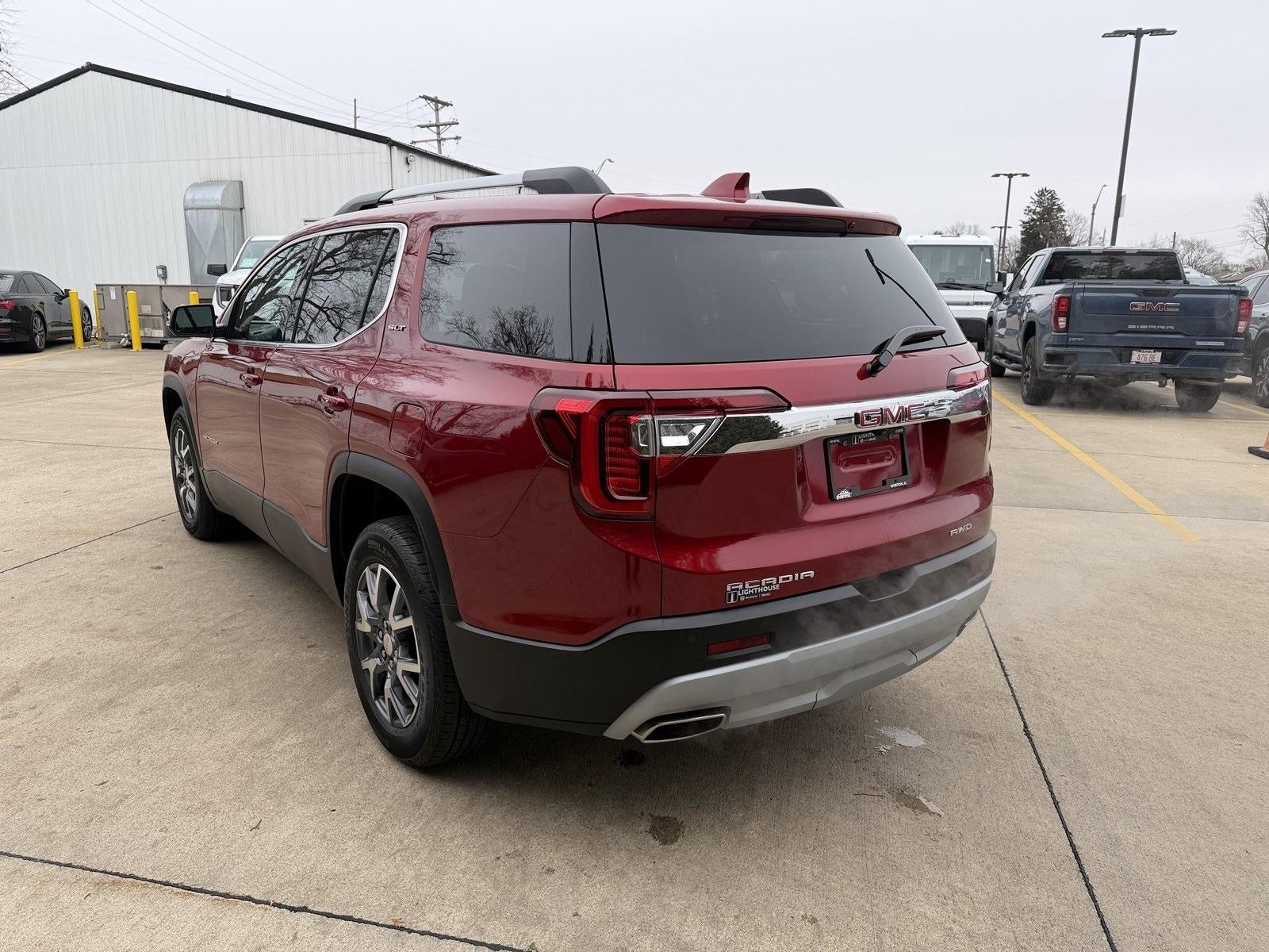 2023 GMC Acadia SLT