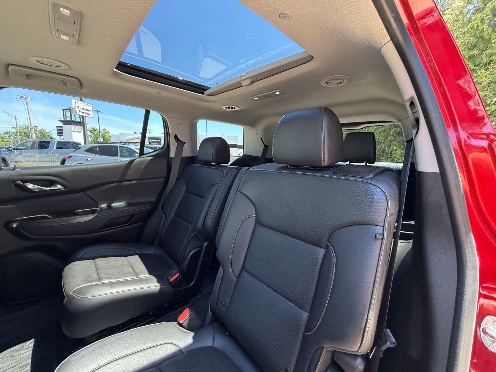 2023 GMC Acadia SLT