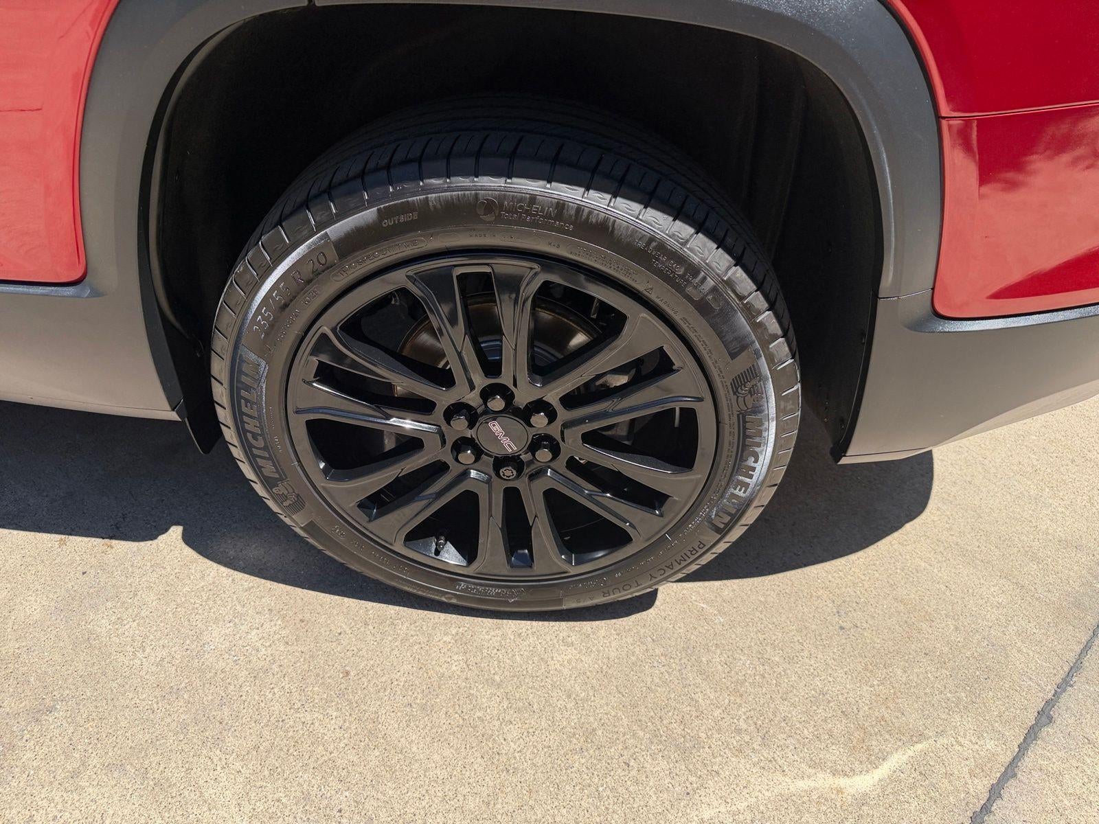 2023 GMC Acadia SLT
