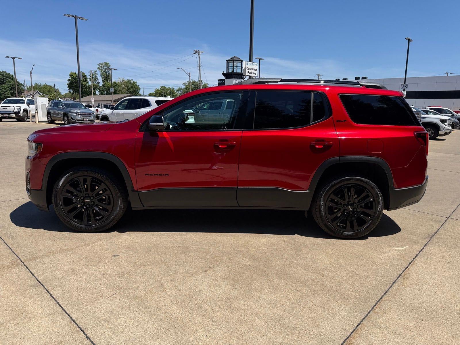 2023 GMC Acadia SLT