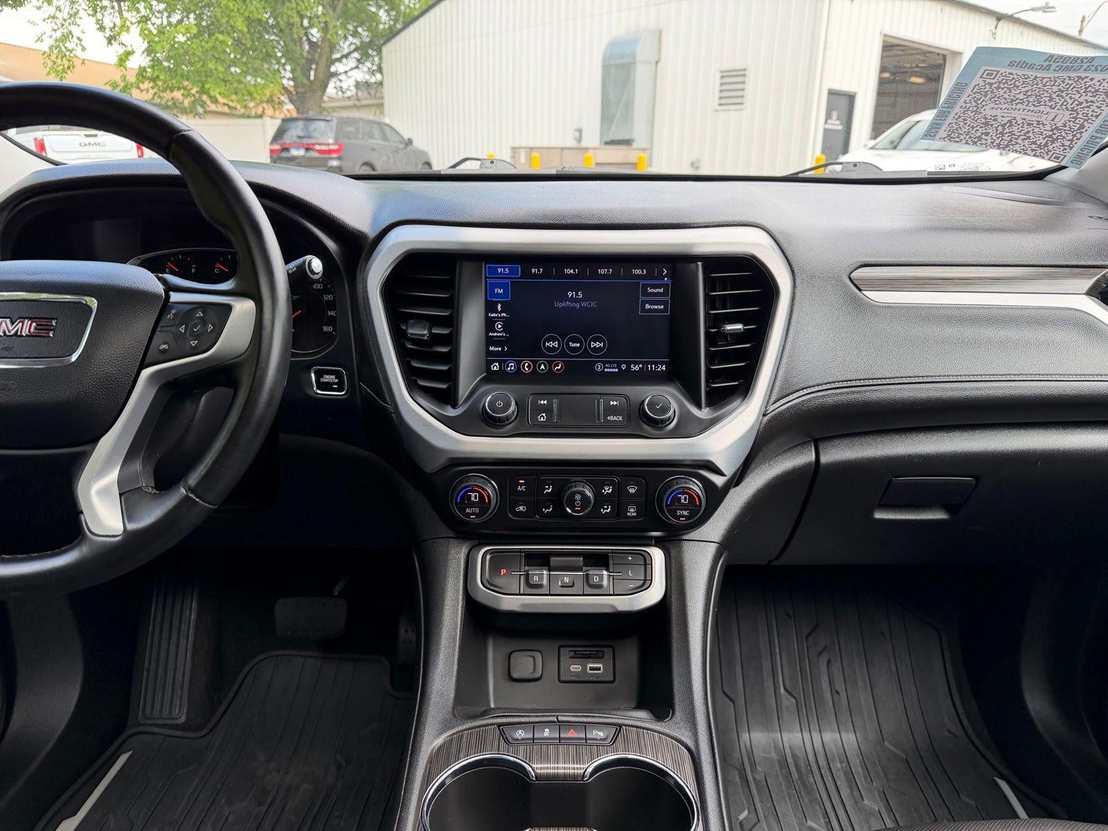2023 GMC Acadia SLT