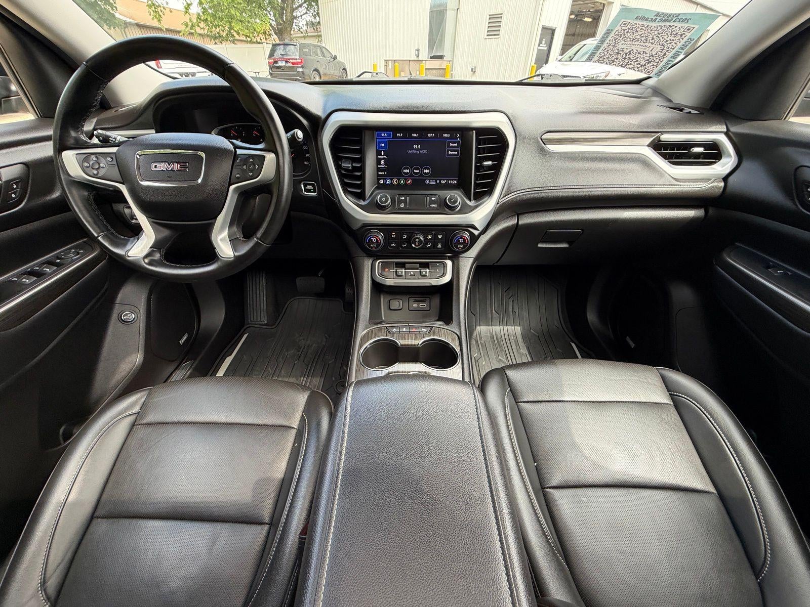 2023 GMC Acadia SLT