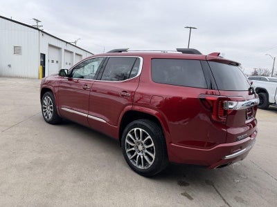 2023 GMC Acadia Denali