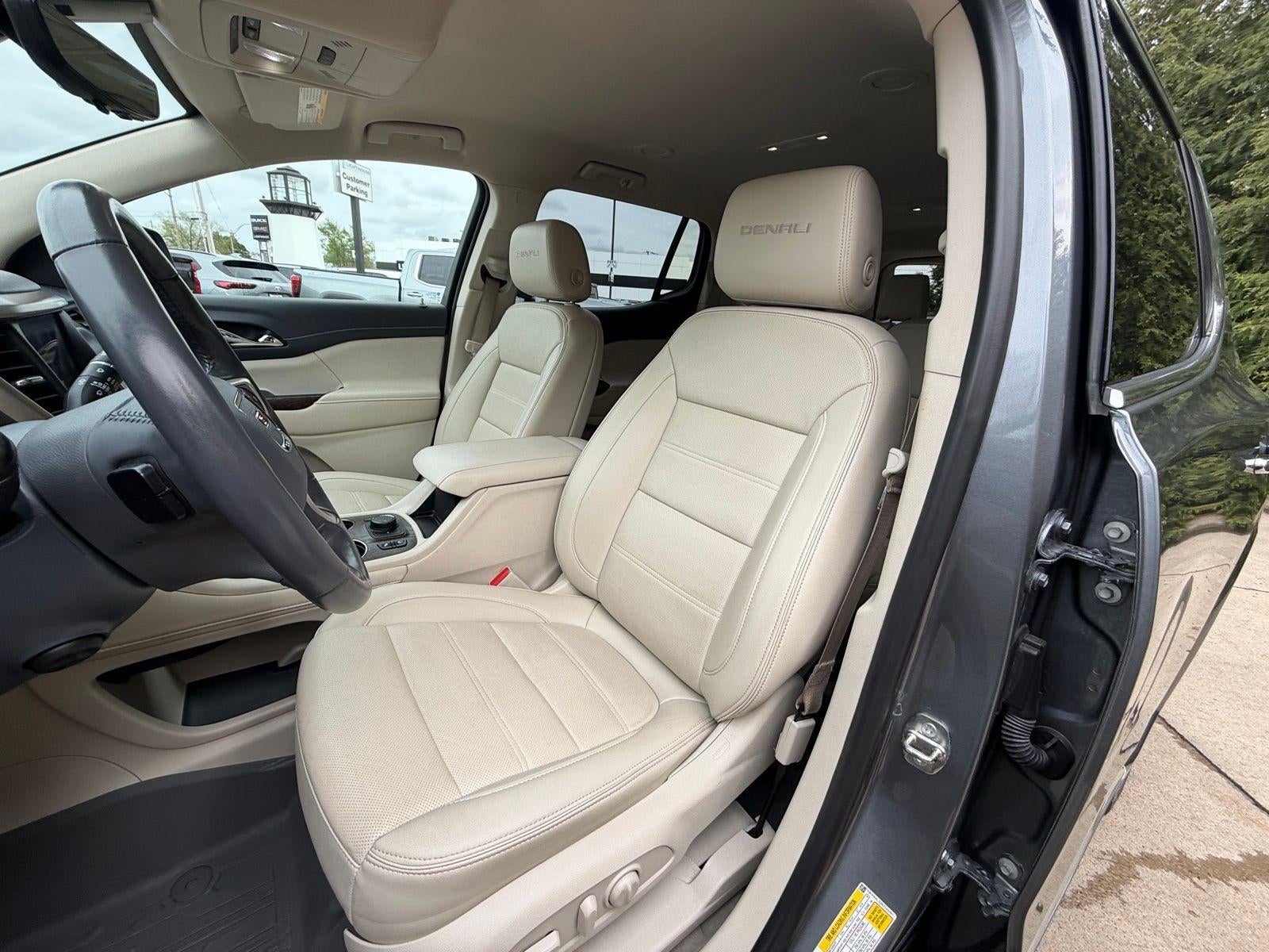 2022 GMC Acadia Denali