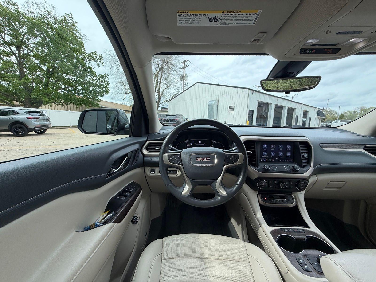 2022 GMC Acadia Denali