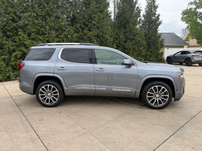 2022 GMC Acadia Denali