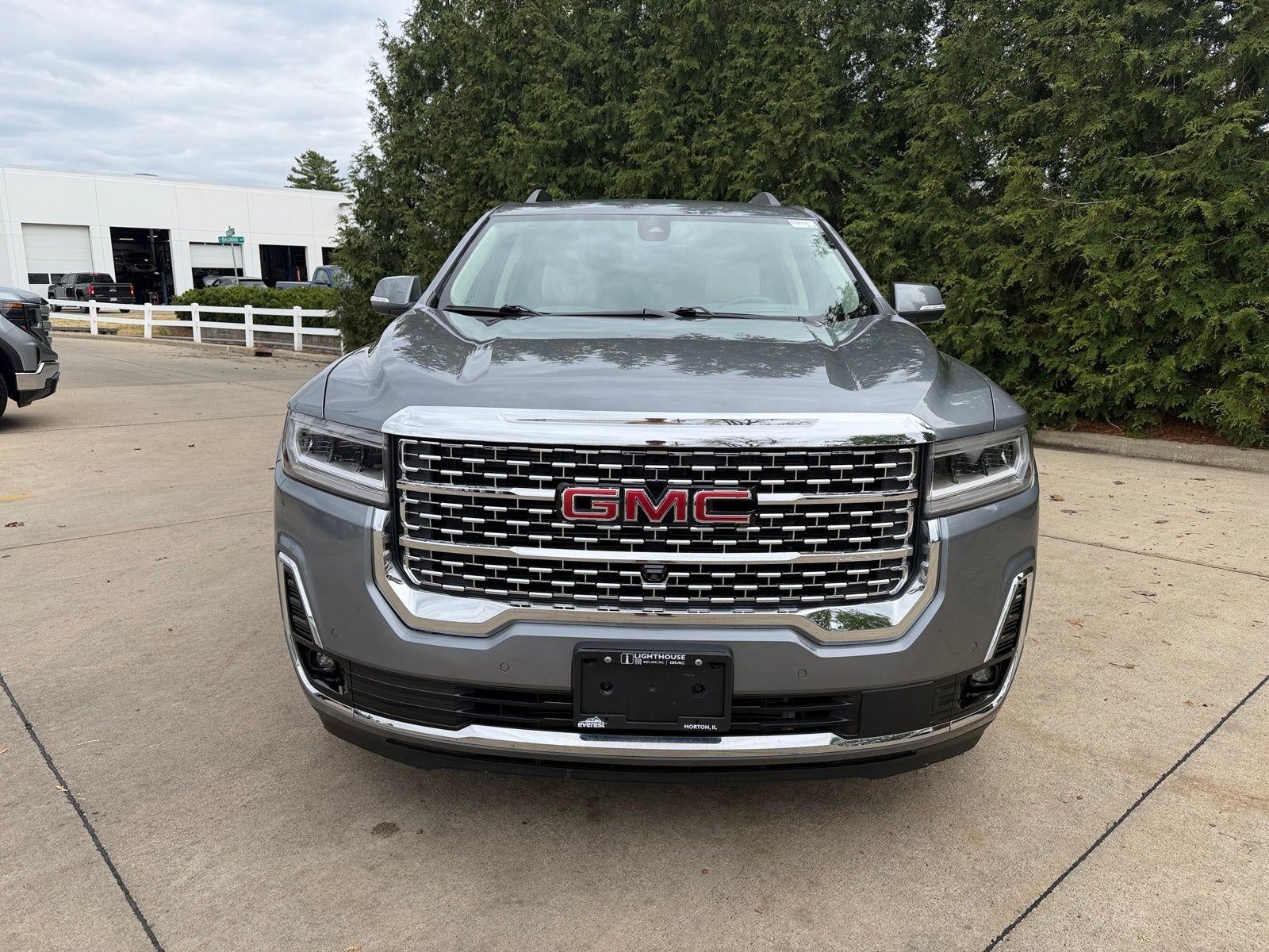 2022 GMC Acadia Denali