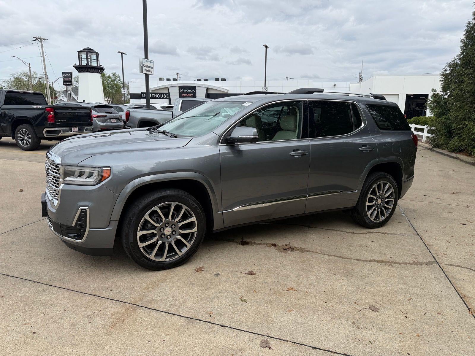 2022 GMC Acadia Denali