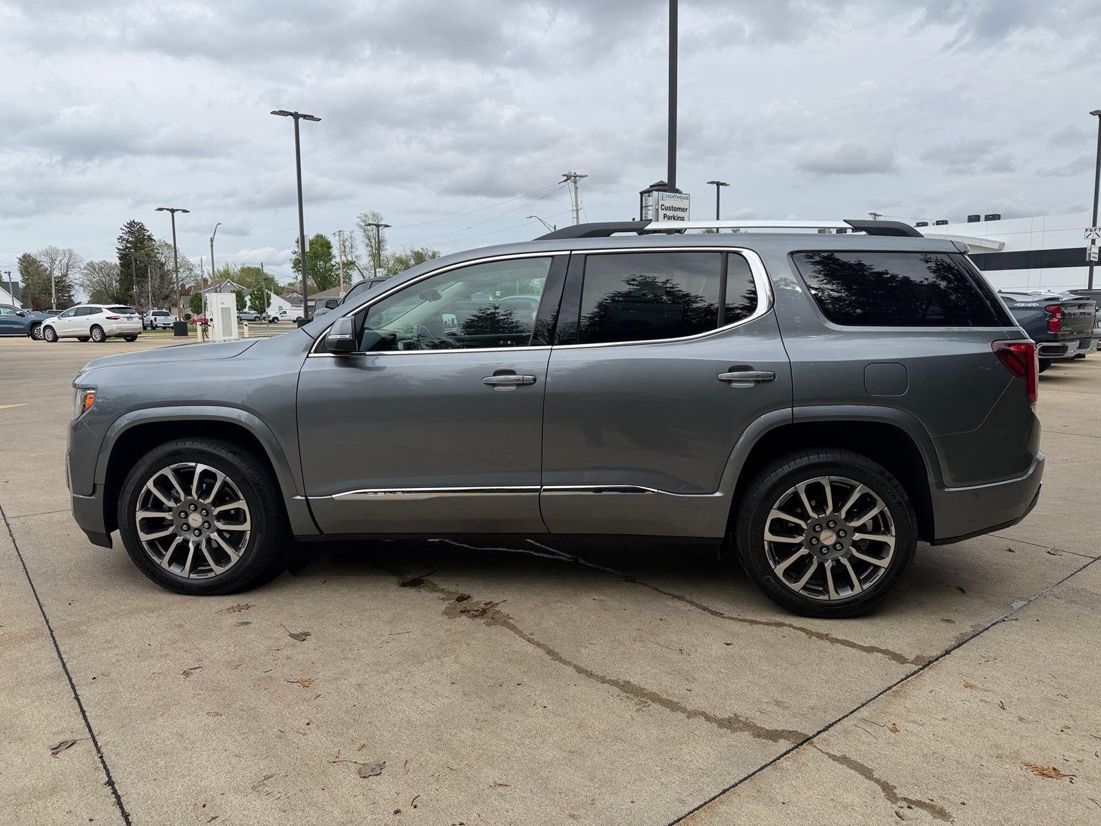 2022 GMC Acadia Denali