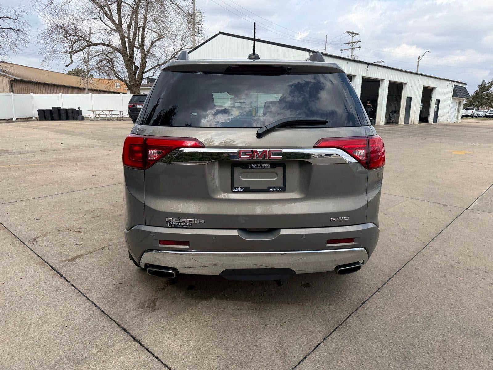 2019 GMC Acadia Denali