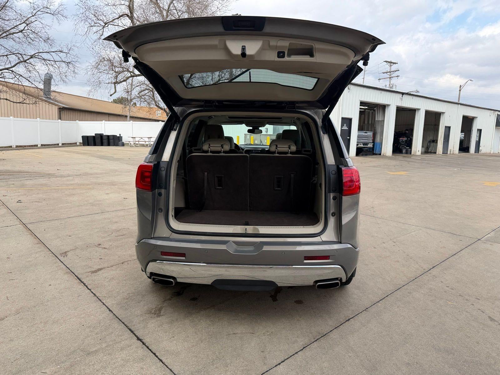 2019 GMC Acadia Denali