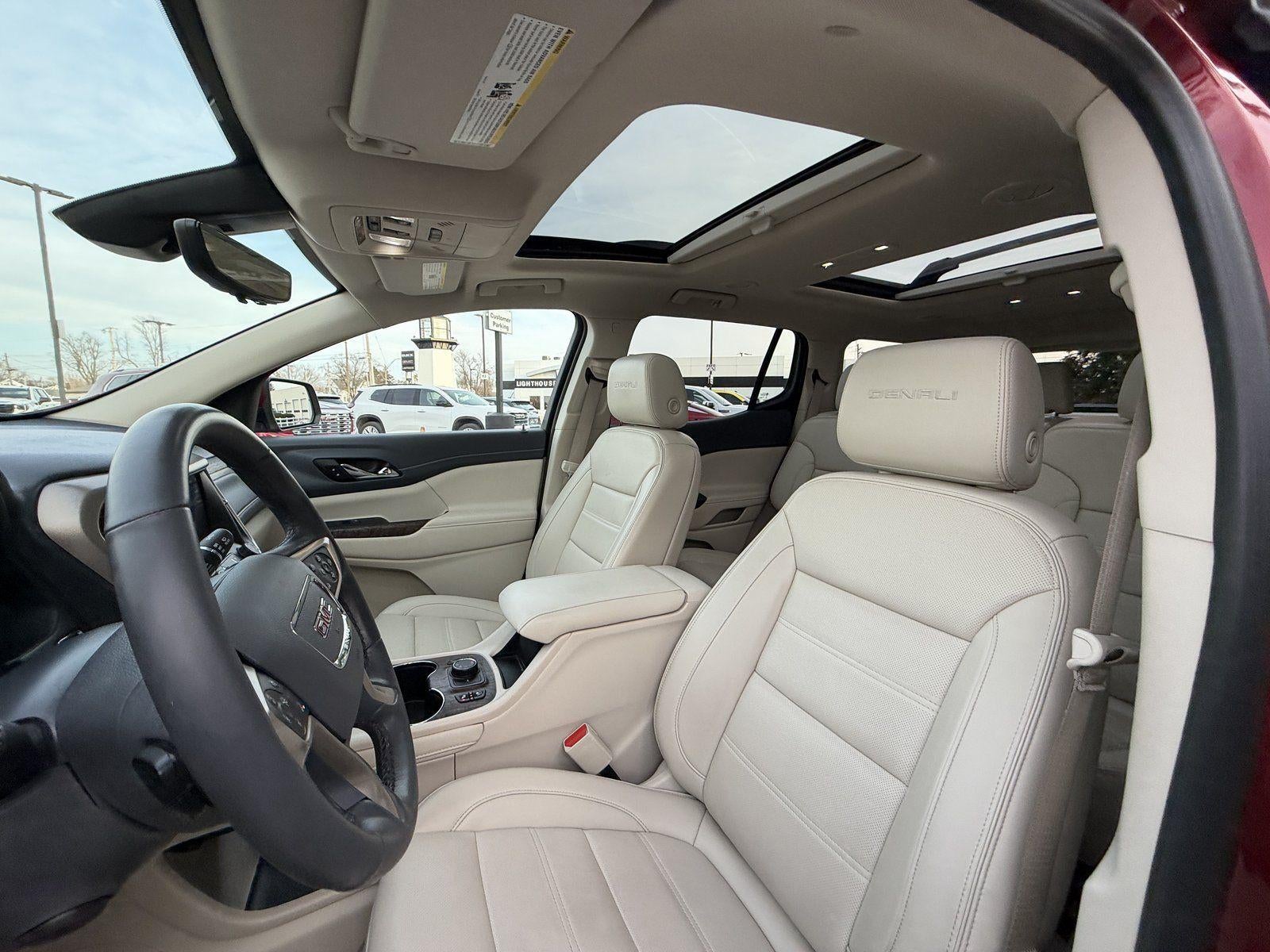 2023 GMC Acadia Denali