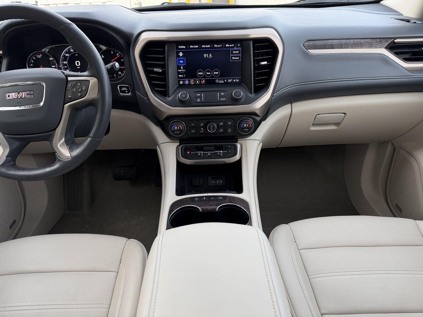 2023 GMC Acadia Denali