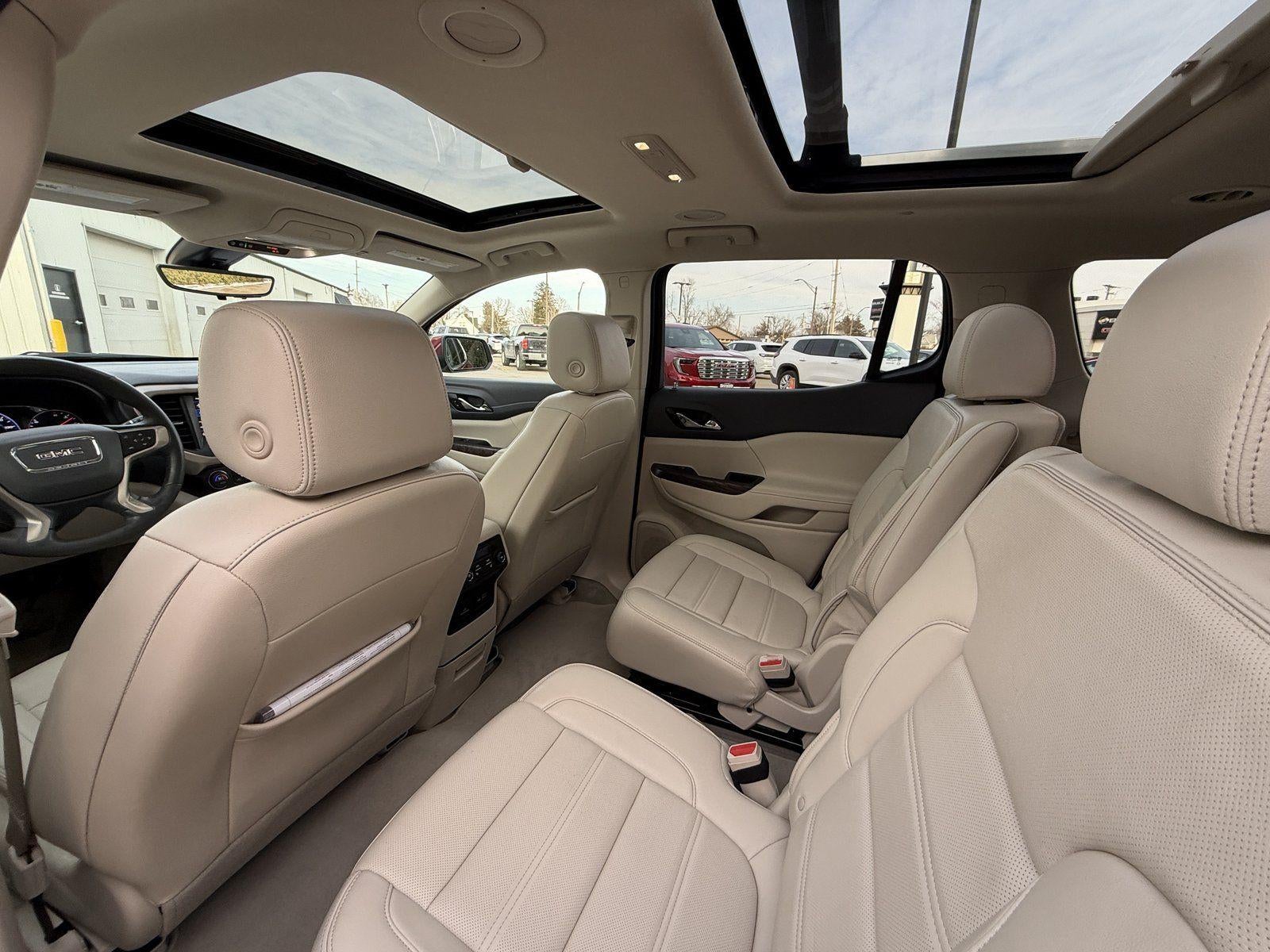 2023 GMC Acadia Denali