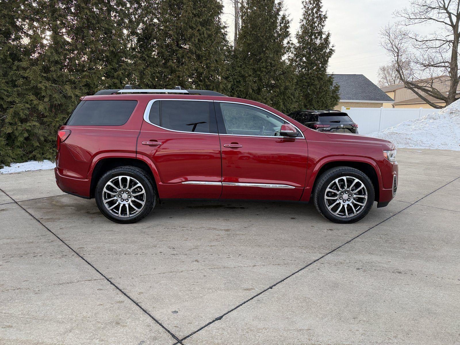 2023 GMC Acadia Denali