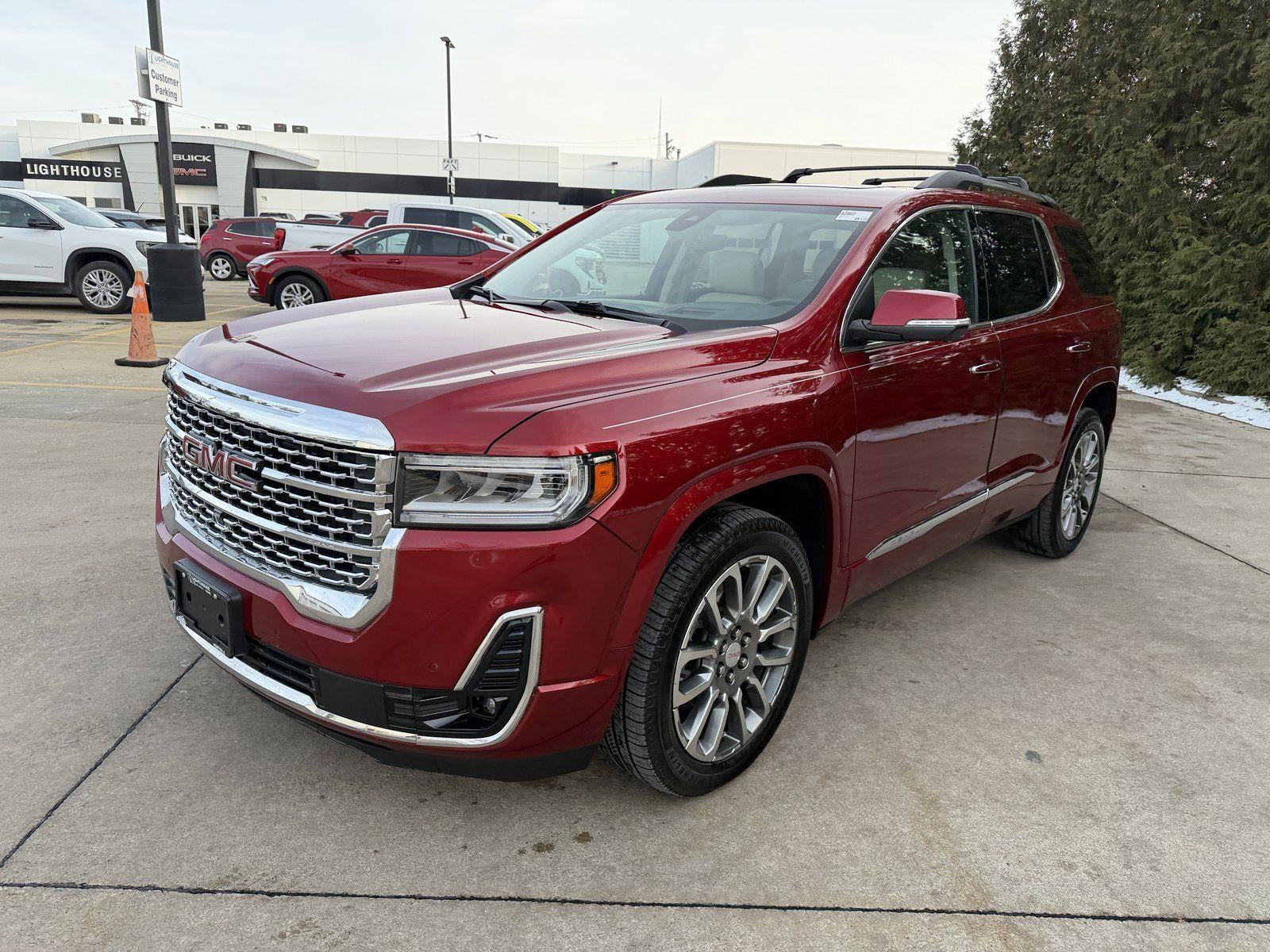 2023 GMC Acadia Denali