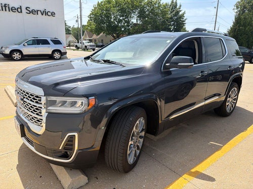 2023 GMC Acadia Denali