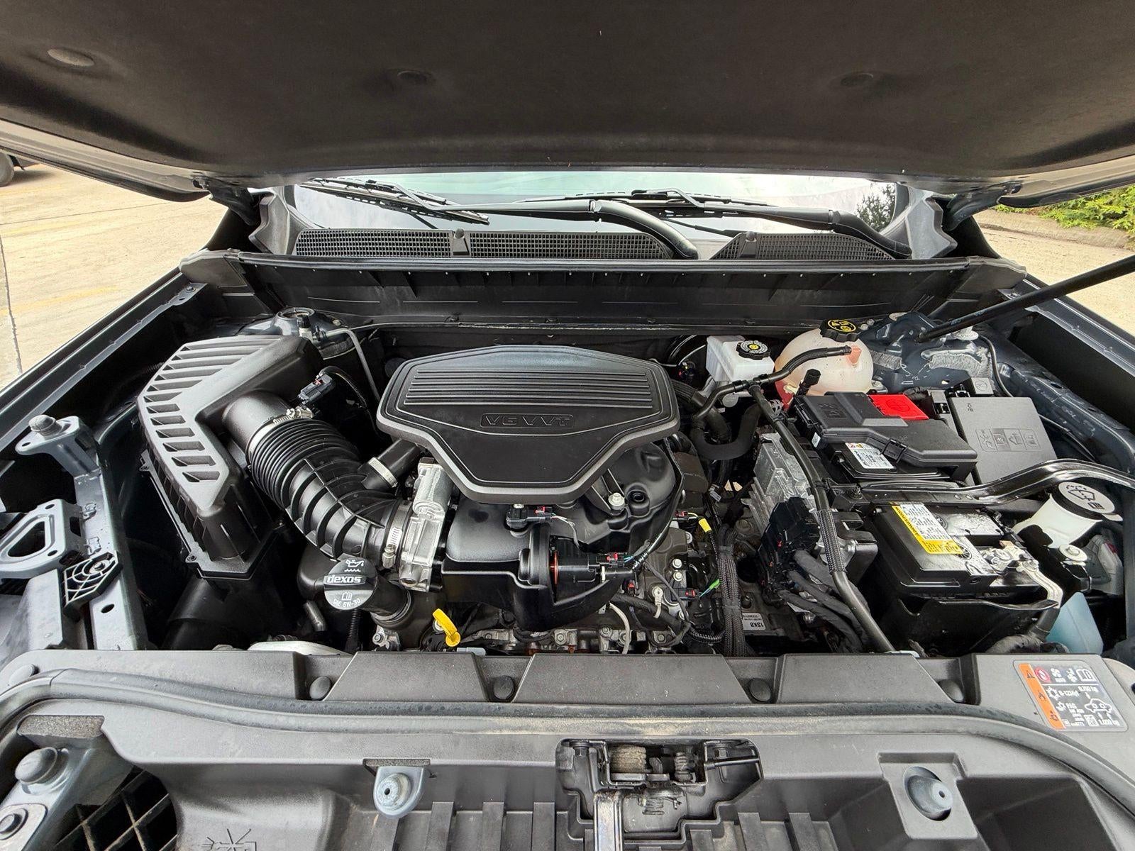 2023 GMC Acadia Denali