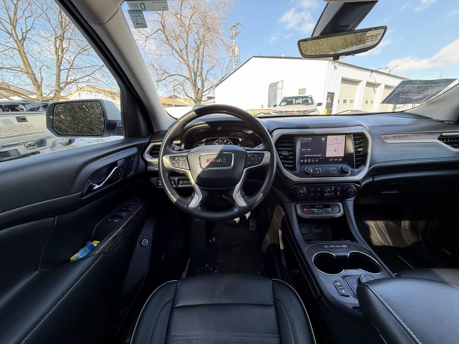 2022 GMC Acadia Denali