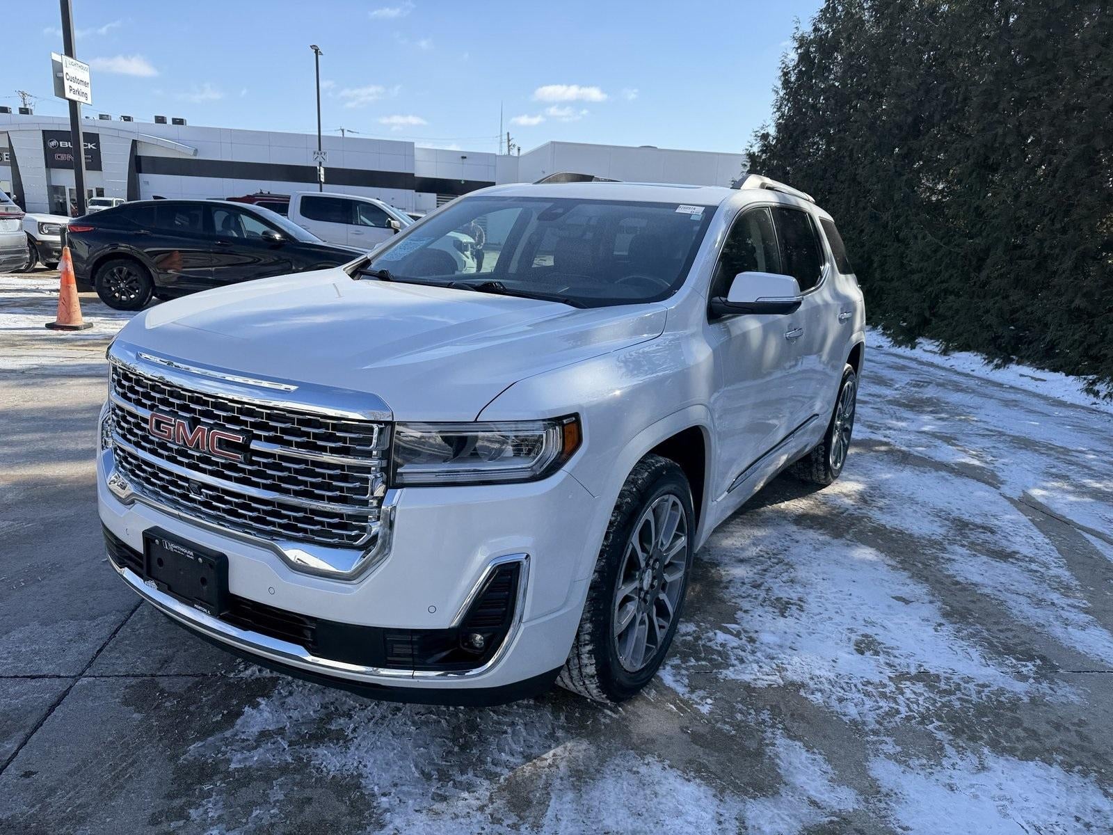 2022 GMC Acadia Denali