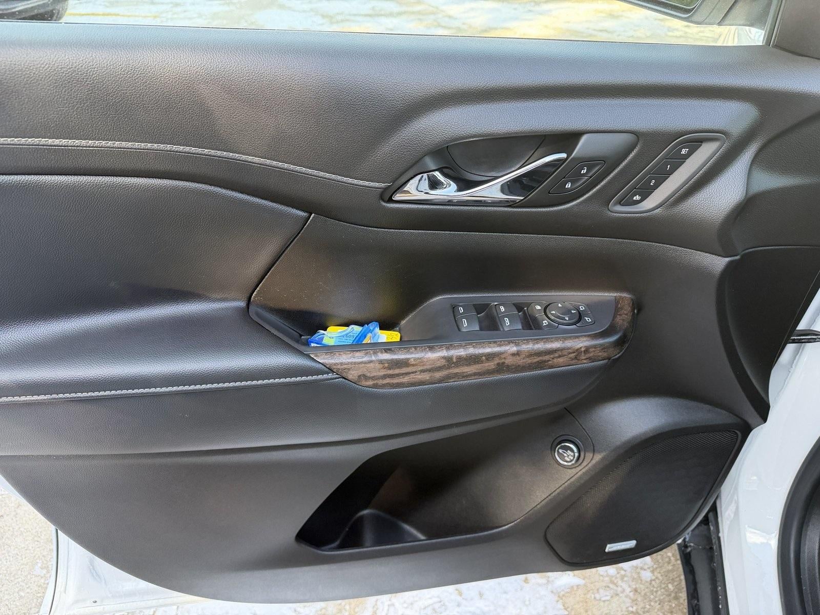 2022 GMC Acadia Denali