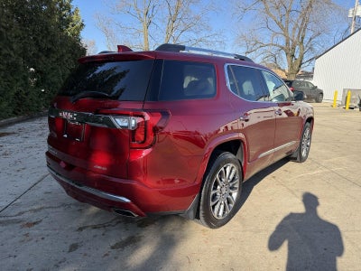 2023 GMC Acadia Denali