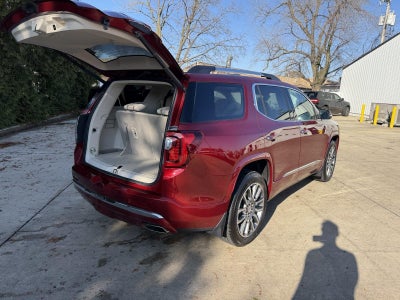 2023 GMC Acadia Denali