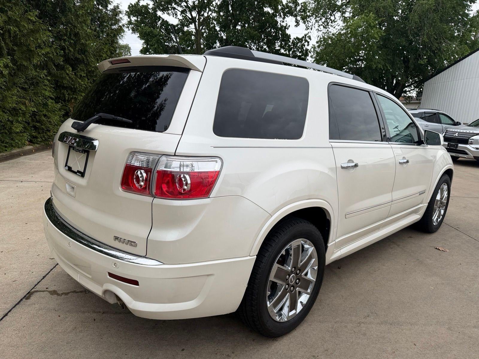 2011 GMC Acadia Base