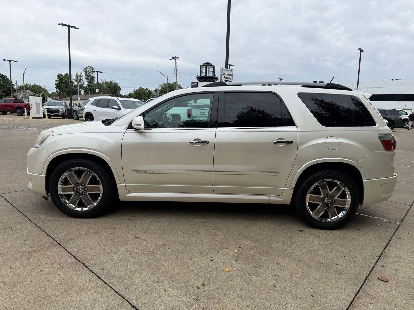 2011 GMC Acadia Base