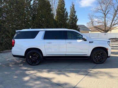2023 GMC Yukon XL Denali