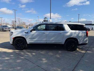 2023 GMC Yukon XL Denali
