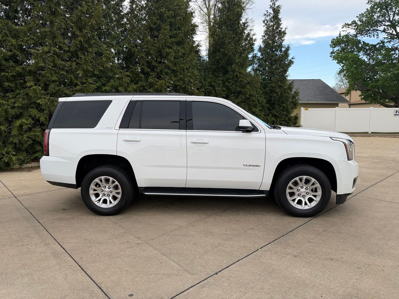 2017 GMC Yukon Base