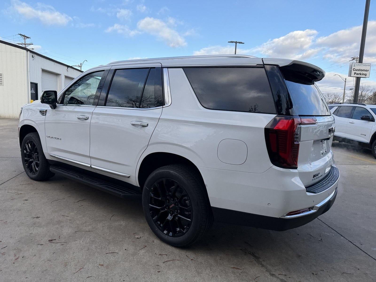 2026 GMC Yukon Elevation