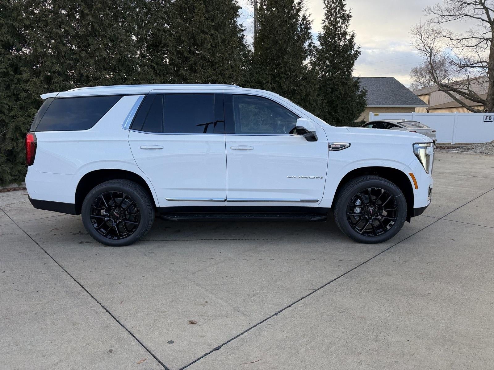 2026 GMC Yukon Elevation