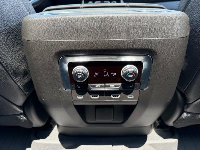 2023 GMC Yukon Base