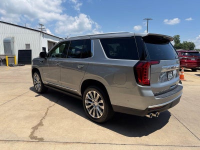 2023 GMC Yukon Base
