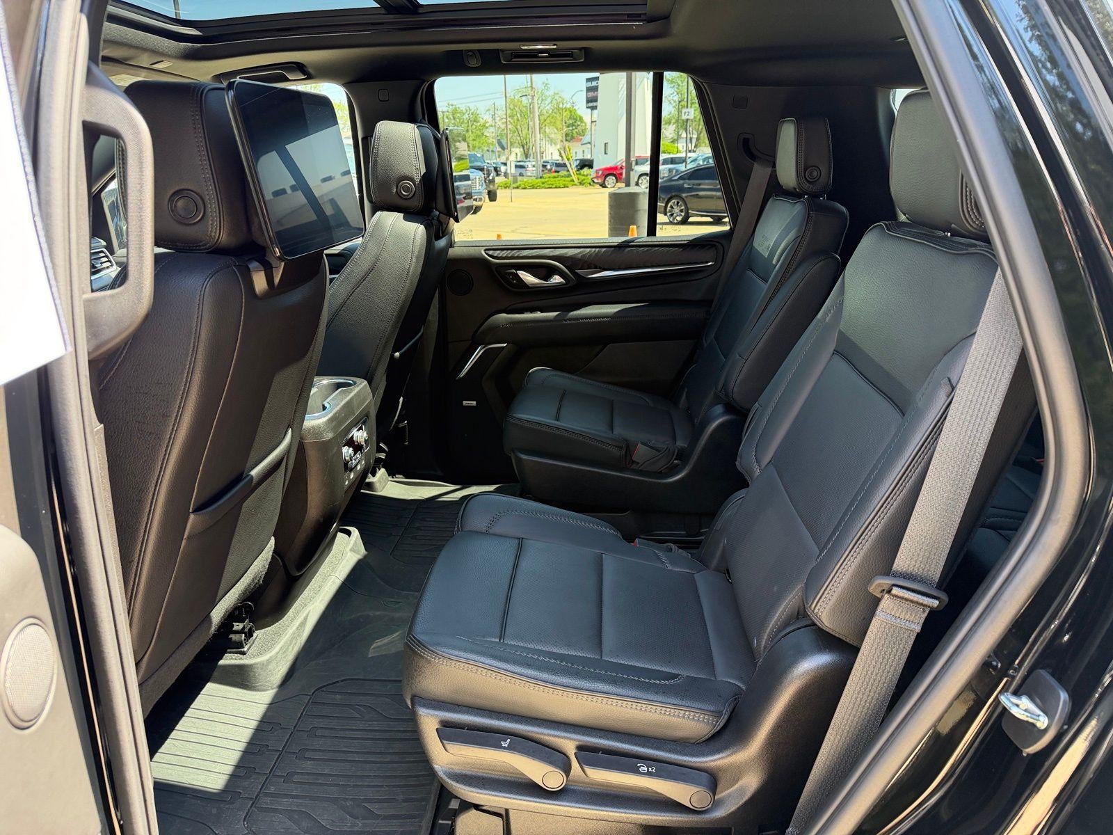 2023 GMC Yukon Base