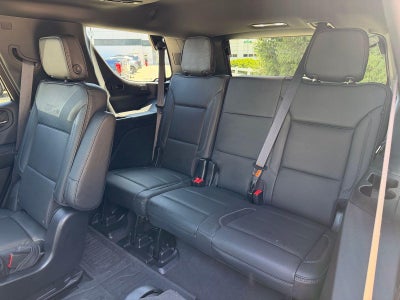 2023 GMC Yukon Base