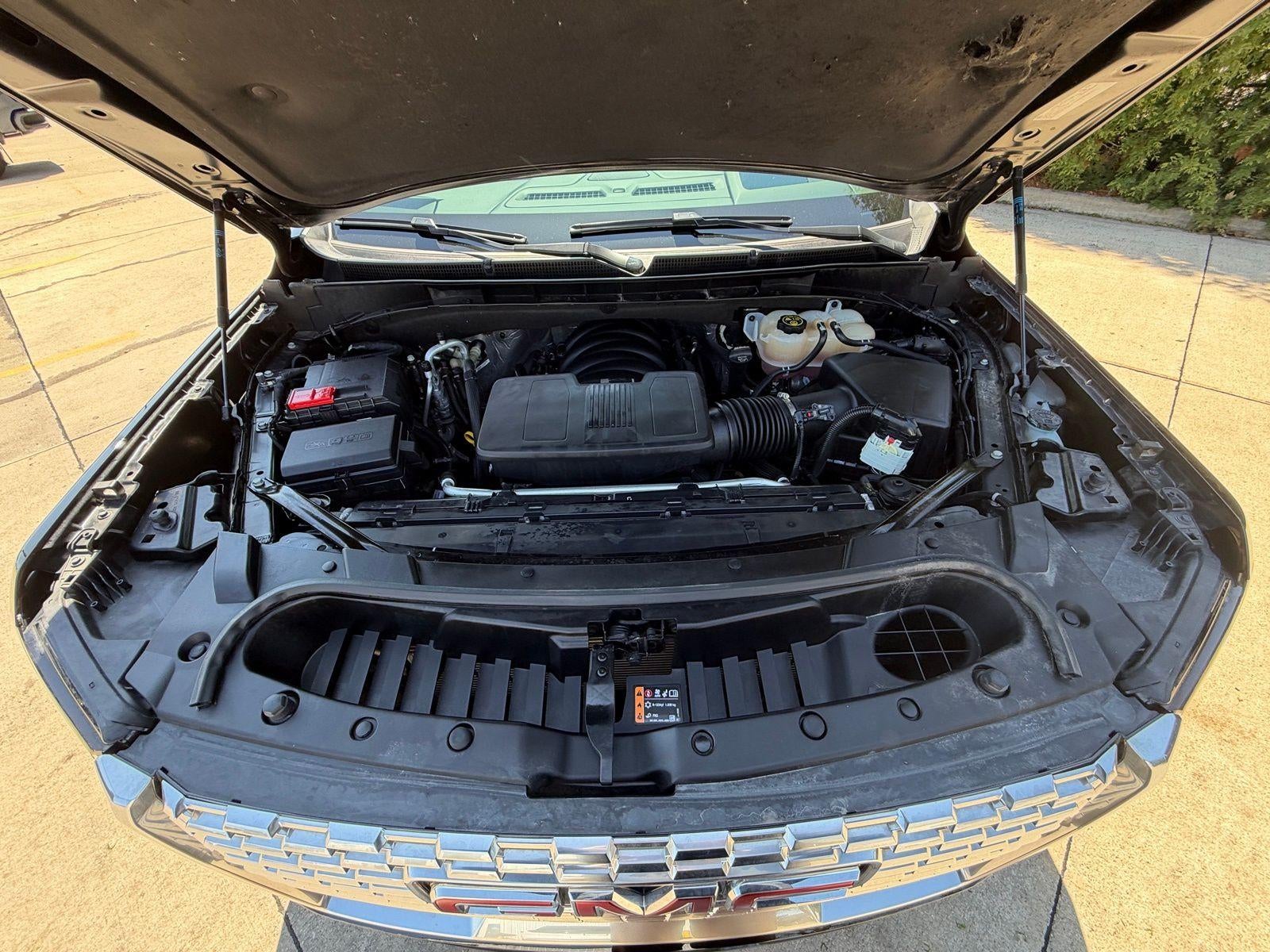 2023 GMC Yukon Base