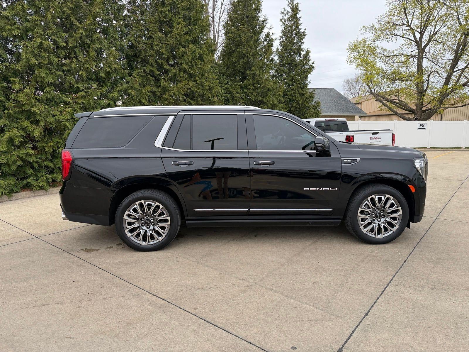 2023 GMC Yukon Denali Ultimate