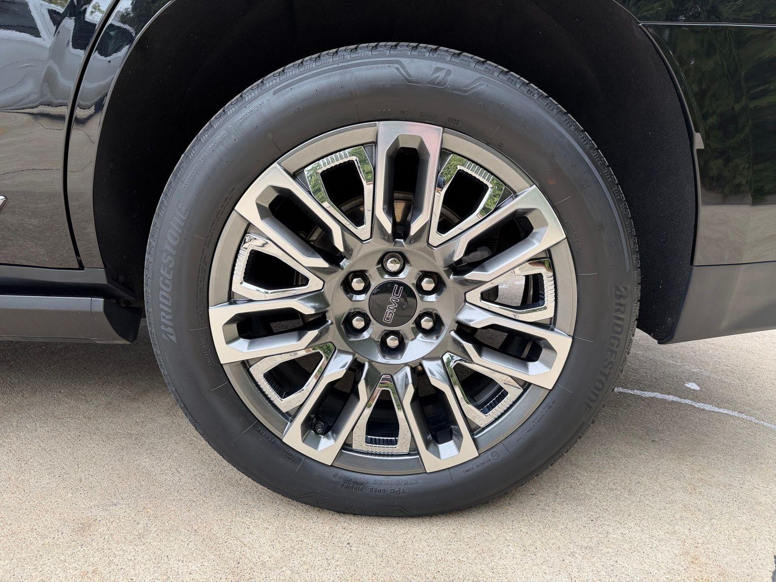 2023 GMC Yukon Denali Ultimate