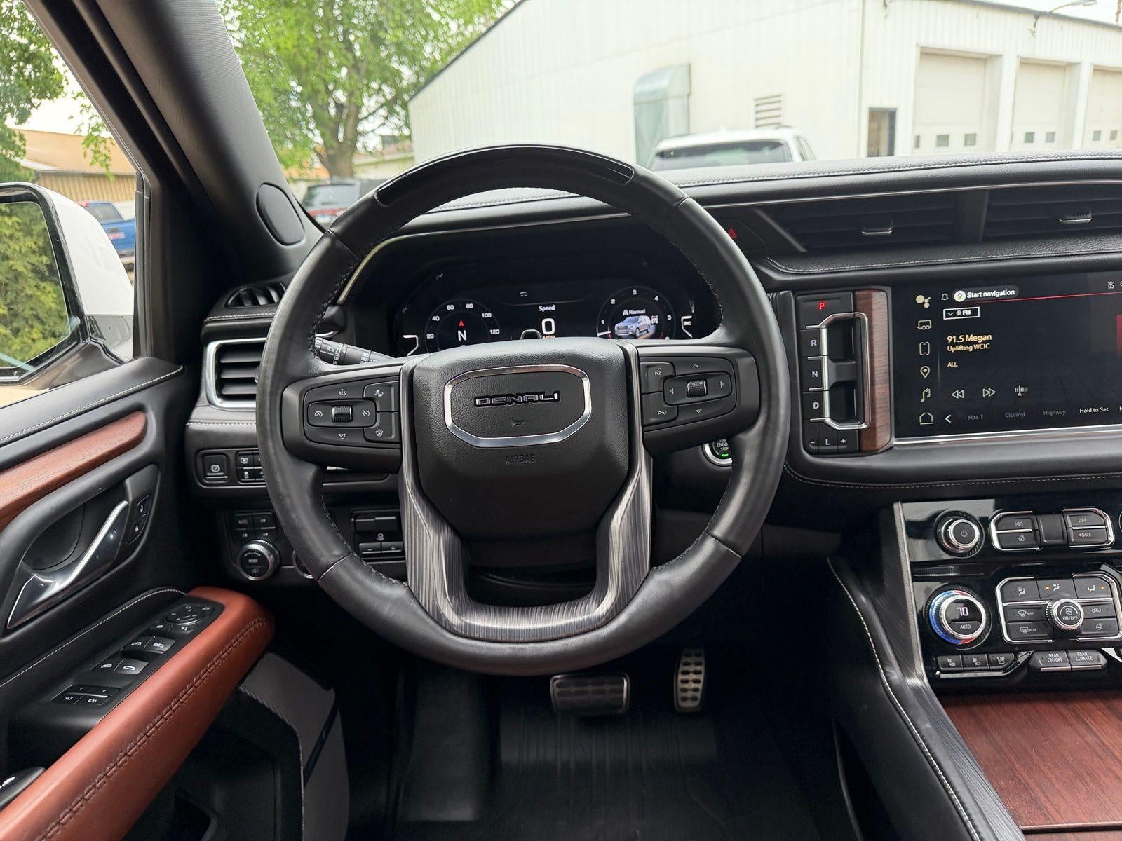 2023 GMC Yukon Base