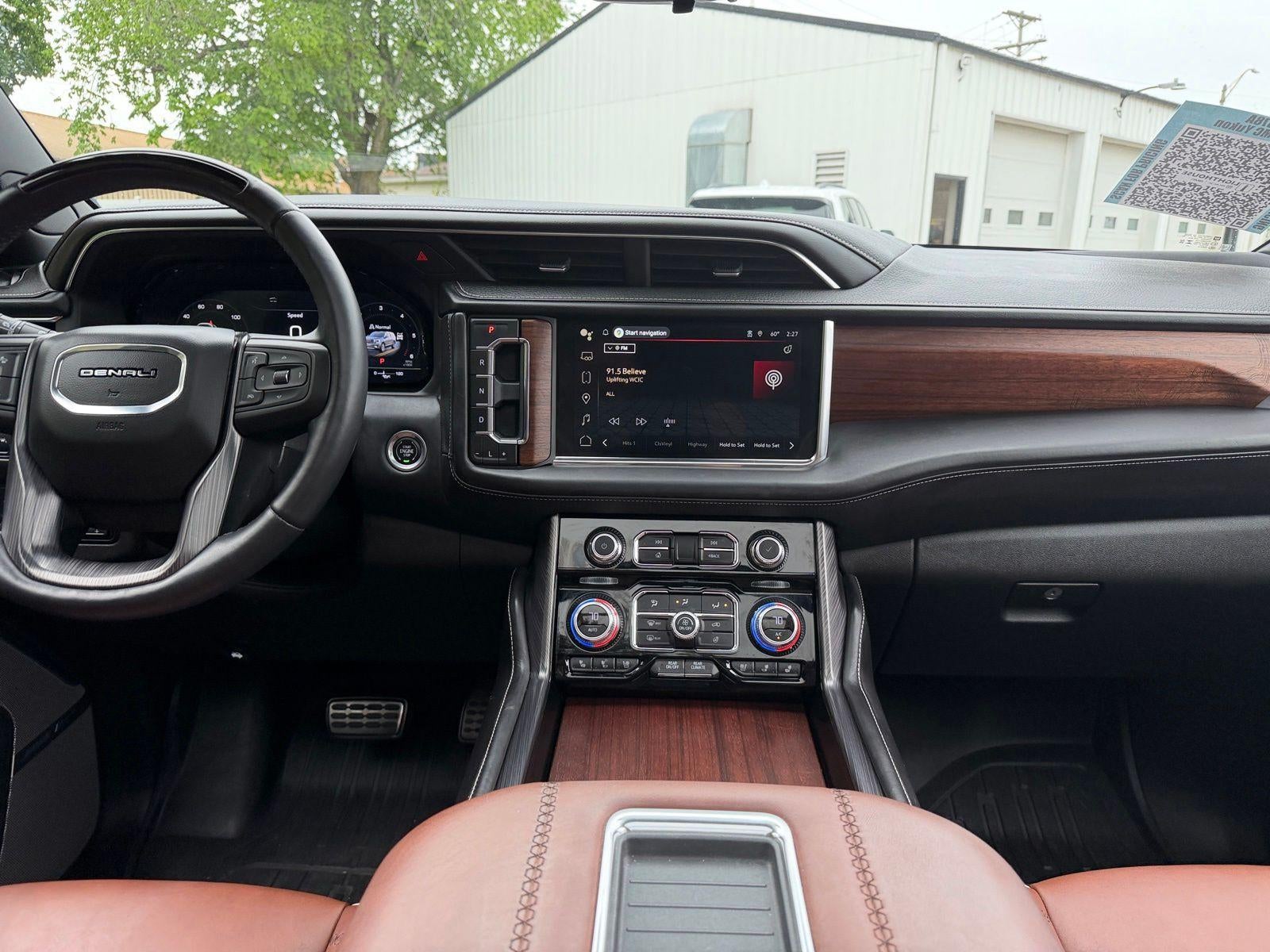 2023 GMC Yukon Base
