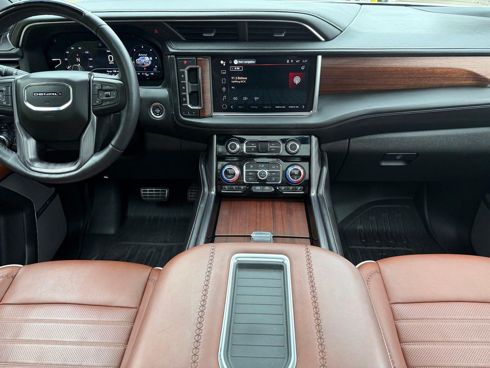 2023 GMC Yukon Base