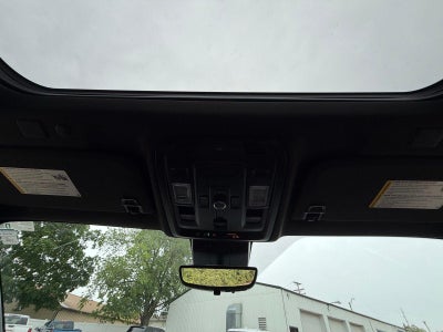 2023 GMC Yukon Base